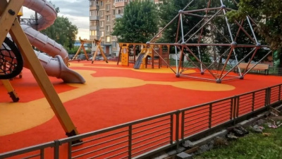 В Коломне устанавливают детские площадки в научном стиле