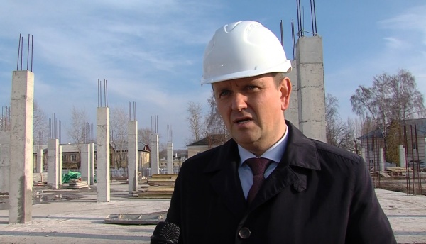 Возобновлено строительство школы на улице Кутузова