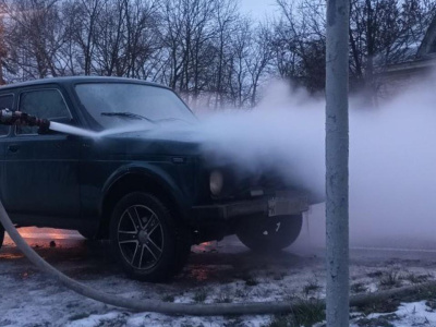 Быстрая реакция пожарных спасла автомобиль от полного уничтожения в Воскресенске