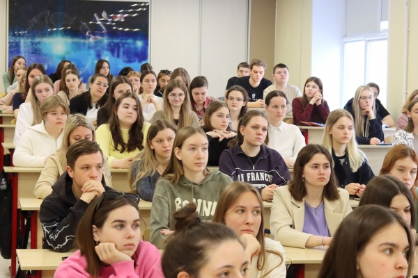 Более 100 коломенских студентов станут наблюдателями на ЕГЭ