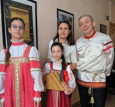 Зарайские юные музыканты стали победителями конкурса исполнителей-народников 