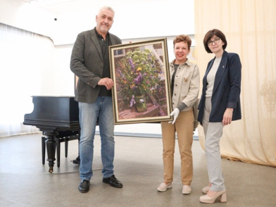 Новый экспонат пополнил коллекцию живописи Дома Озерова