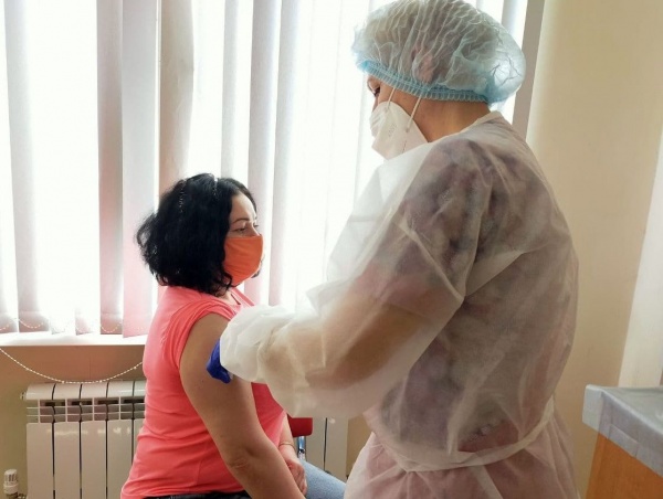 Пункт вакцинации в МФЦ в Коломне продолжит работу в мае