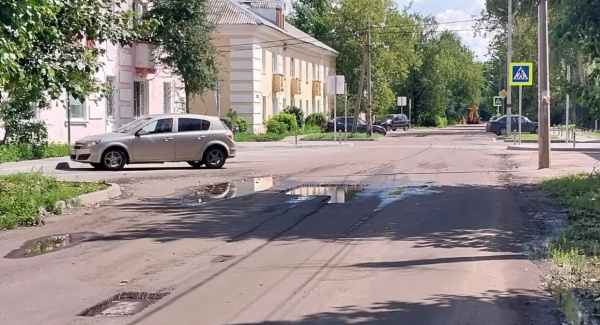 На улице Кутузова идёт ямочный ремонт