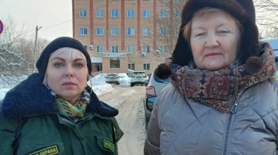 Сотрудники Мособллеса помогли пострадавшей от телефонных мошенников в Воскресенске 