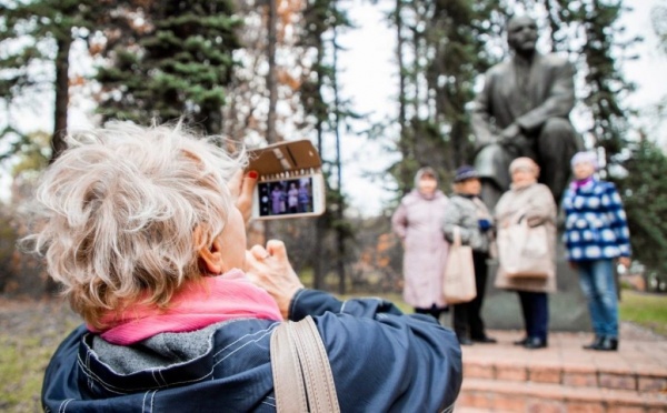 Более 75 маршрутов в Подмосковье посетили участники "Активного долголетия"