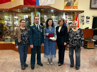 В Музее боевой славы состоялась церемония передачи государственной награды потомкам героя