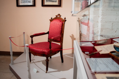 В Дом Озерова вернулся реставрационный экспонат