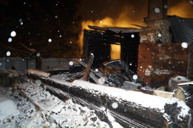 В Озёрах при пожаре погиб мужчина