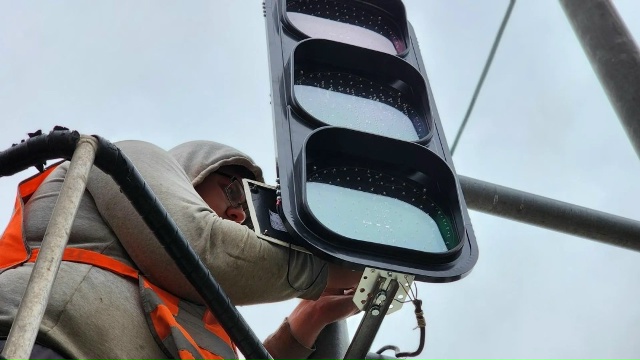 В Коломне установили новый светофор с вызывным табло для пешеходов