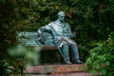 "Мой гений, мой ангел, мой друг. Олимпиада"