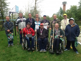 Клуб инвалидов "Спектр" провел соревнования по городошному спорту