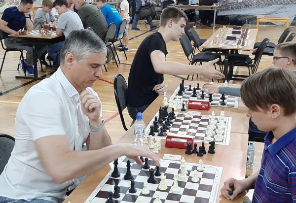 Командный турнир по быстрым шахматам прошёл в Зарайске