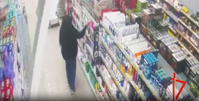 Росгвардейцы задержали подозрительную женщину в Воскресенске, выявив серийную воровку 