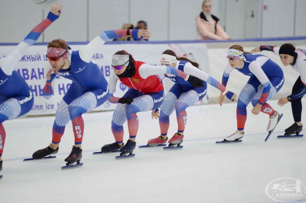 Конькобежцы тренируются перед Российско-китайскими зимними молодёжными играми