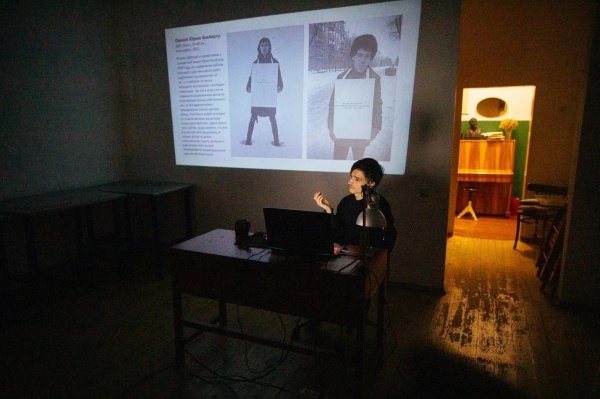 Красноярский художник презентует свой проект в Арткоммуналке