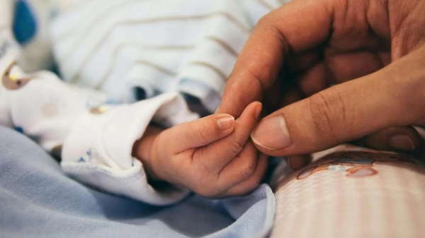 Оформление пособия при рождении ребёнка ускорили в четыре раза