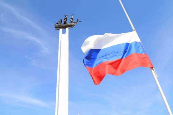 Сегодня в Дединово развернут огромный флаг России