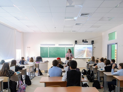 Горячая линия поможет быстрее находить квалифицированных педагогов