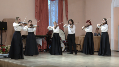 В Коломне состоялся конкурс "Приокские наигрыши" имени Евгения Дербенко