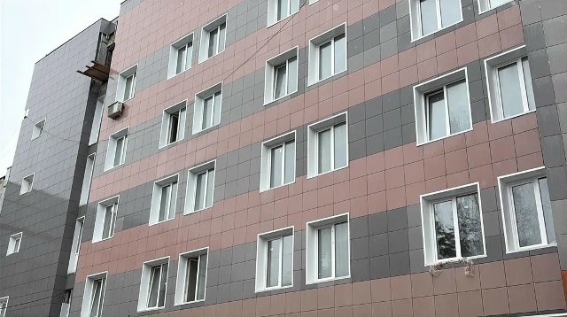 В Озёрах капитальный ремонт больницы идёт с опережением графика