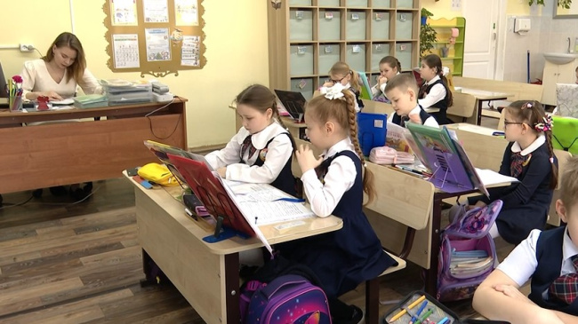 Стартовала кампания по записи в первые классы