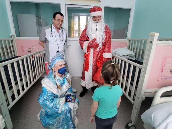 В Коломенской больнице высадился новогодний десант