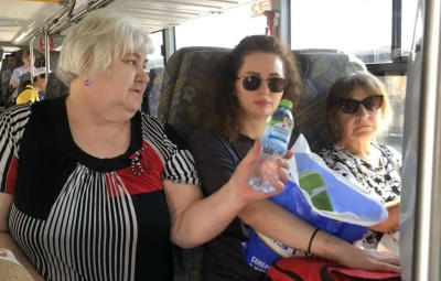 В общественном транспорте Подмосковья пассажирам раздают питьевую воду
