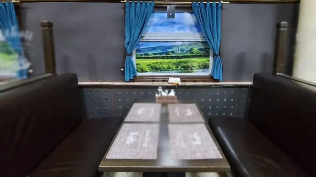 Оригинальные детали интерьера от электрички ищут новых владельцев в Егорьевске 