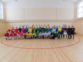 Декаду спорта в Коломенском районе завершили волейбол и турнир по мини-футболу