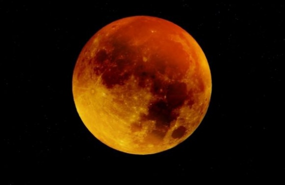 В понедельник можно увидеть кровавую Луну