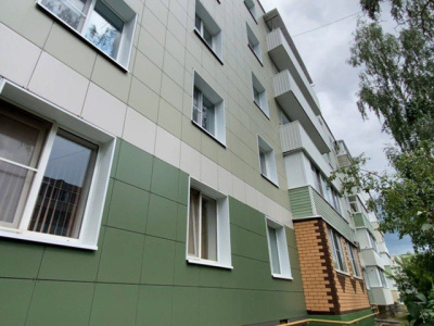 Дом в Озёрах получил &quot;слоёный&quot; фасад