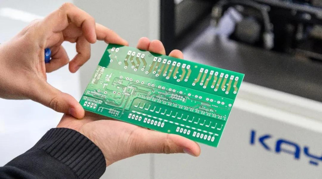 В Подмосковье с 17 сентября стартует новый этап федеральной программы "Школа утилизации: электроника"