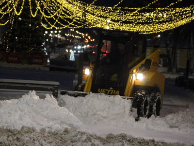 В Егорьевске продолжается масштабная уборка снега 