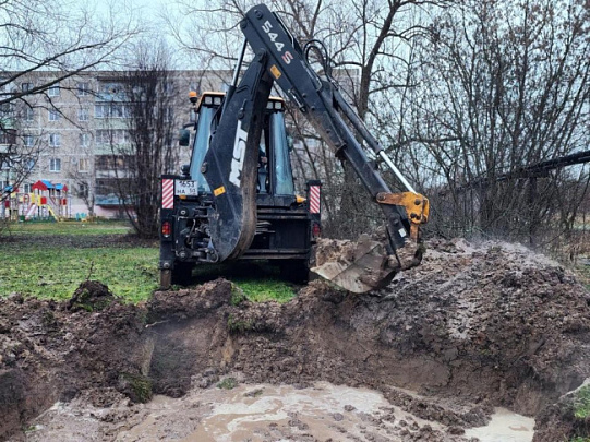 Авария на теплотрассе в Красной Пойме