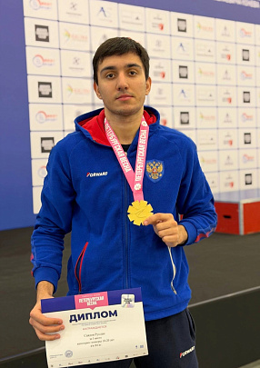 Коломенец выиграл медаль соревнований по каратэ