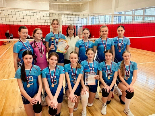 Коломчанки приняли участие в соревнованиях по волейболу