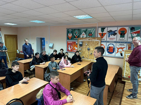 Коломенские студенты узнали о специфике работы ДГХ