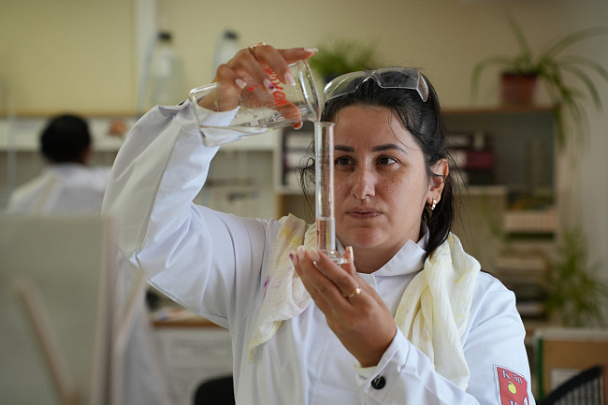 В филиале «ВМУ» прошёл конкурс профессионального мастерства среди лаборантов