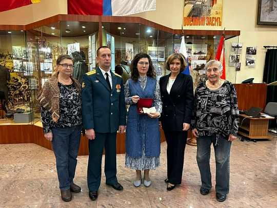 В Музее боевой славы состоялась церемония передачи государственной награды потомкам героя