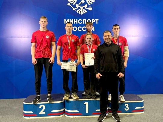 В Орле прошли чемпионат и первенство ЦФО по армрестлингу